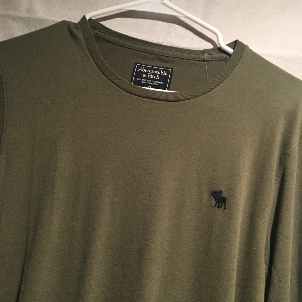 A&F Long Sleeve 🍃